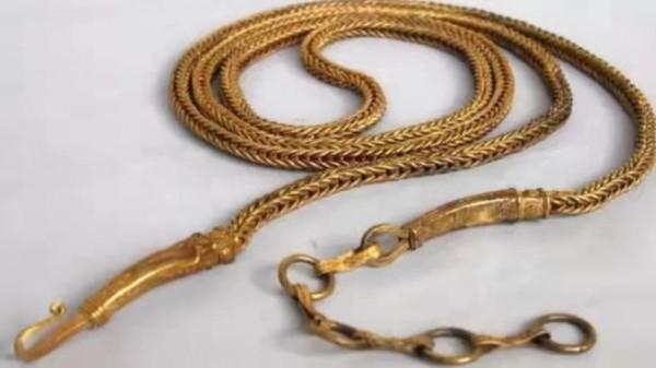 2007年，中國南海神秘沉船時隔800年終於上岸，船身不腐價值連城