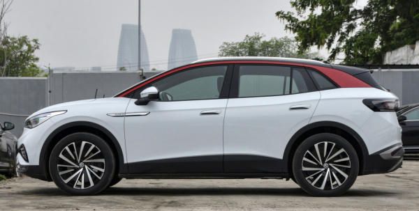 這款家用純電SUV,續航可達555km,還支援無鑰匙進入 這款家用純電SUV,續航可達555km,還支援無鑰匙進入