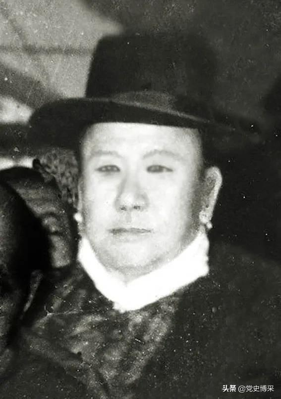 西藏貴族出身的開國中將,曾和阿沛同為西藏軍區副司令員,國慶觀禮受到毛主席親切接見 西藏貴族出身的開國中將,曾和阿沛同為西藏軍區副司令員,國慶觀禮受到毛主席親切接見