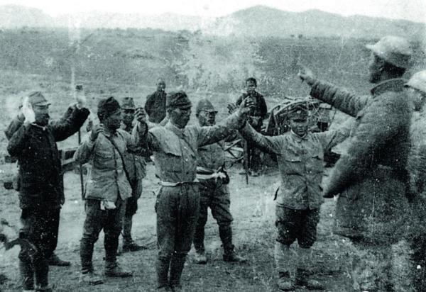 身高1米9,一戰砍死27個鬼子獲毛主席接見,因傷錯過授銜大笑離世 身高1米9,一戰砍死27個鬼子獲毛主席接見,因傷錯過授銜大笑離世