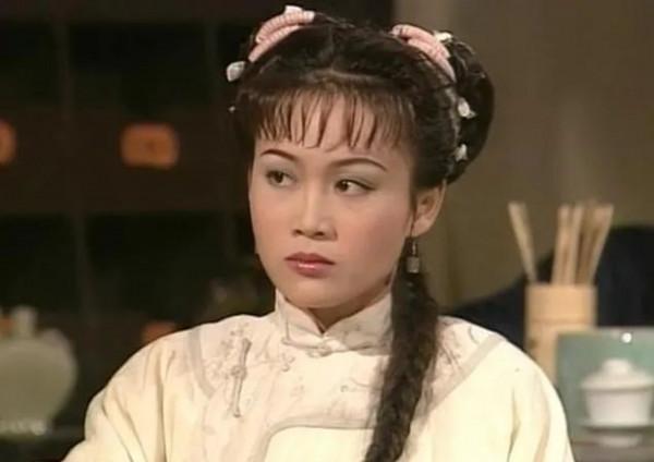 過氣港姐的窘況：線上求工作、身材嚴重發福，吃五塊錢麵包當晚餐