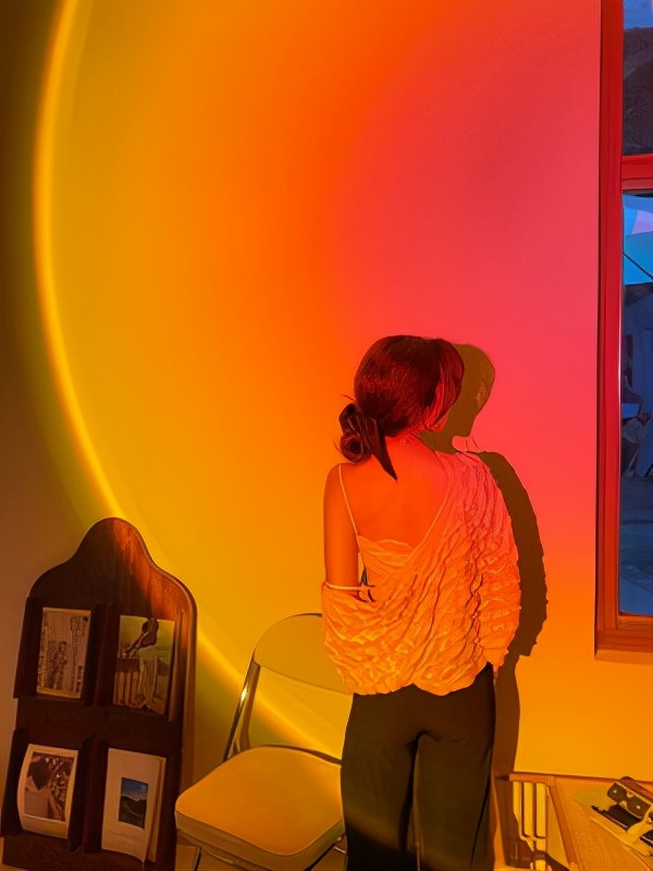 燈圈兒｜日落燈的“那抹風景”，是燈飾圈曇花一現還是市場所致？