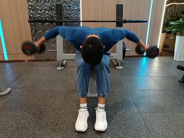 推肩（打造衣架子）