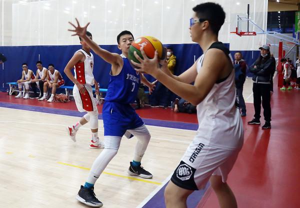 2021年北京晚報百隊杯青少年籃球賽落幕 7個組別的冠軍各有歸屬