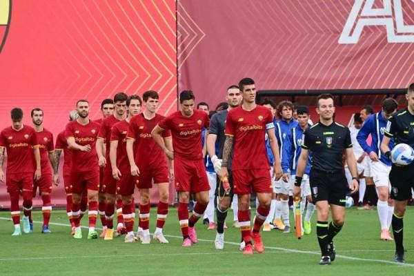 穆里尼奧送的生日禮物,巴西和義大利搶羅馬球員,你們不要再打了 穆里尼奧送的生日禮物,巴西和義大利搶羅馬球員,你們不要再打了