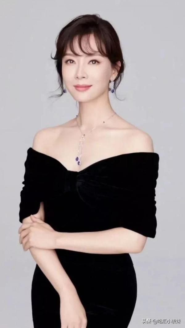 陳數，優雅成熟，韻味十足