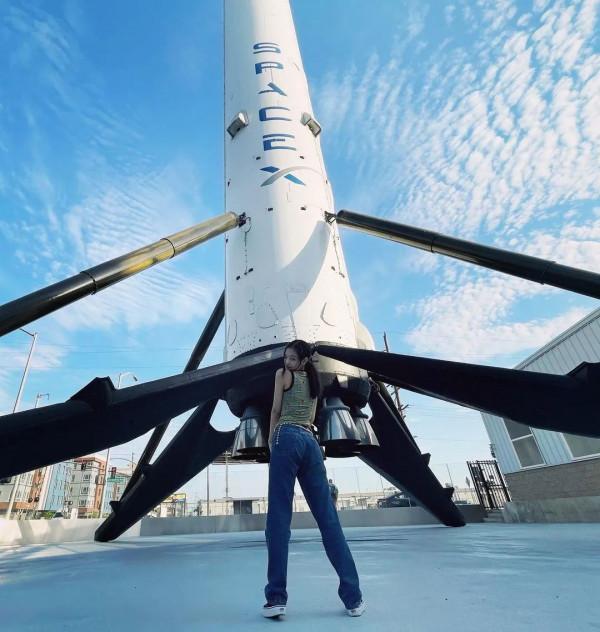 最美乾飯人迪麗熱巴？憑什麼搶了男明星的流量