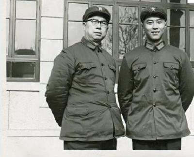 少將打電話到一個營,沒找到營長,下午2位少將1位中將就到營裡 少將打電話到一個營,沒找到營長,下午2位少將1位中將就到營裡