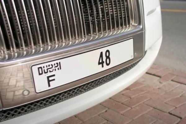 200萬買輛車，6000萬買塊車牌！壕無人性的迪拜又讓大開眼界了