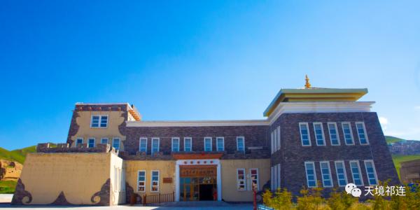 雪域高原上的神秘地界——峨堡古城 雪域高原上的神秘地界——峨堡古城