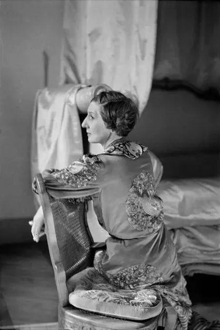 百年知名珠寶品牌,背後的悽美故事,讓珠寶首飾因此顯得更有內涵 百年知名珠寶品牌,背後的悽美故事,讓珠寶首飾因此顯得更有內涵