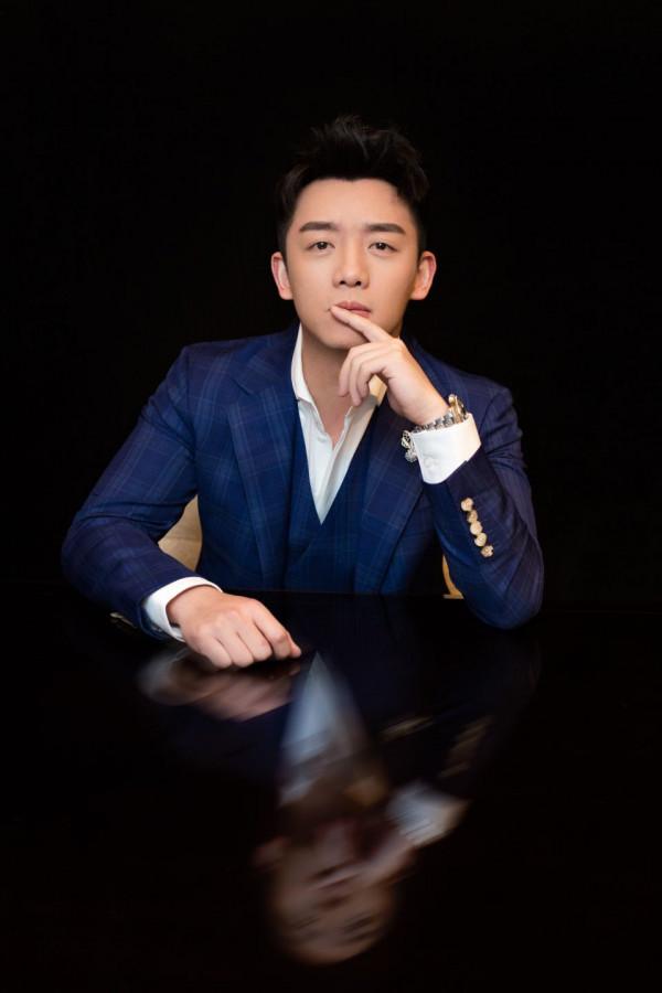 “暴躁千金”程曉玥:逼鄭愷當眾道歉,在上海市中心購400平豪宅 “暴躁千金”程曉玥:逼鄭愷當眾道歉,在上海市中心購400平豪宅