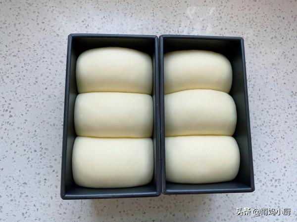 成本不到10元錢,1次發酵手撕吐司,組織綿密如棉花奶香味濃 成本不到10元錢,1次發酵手撕吐司,組織綿密如棉花奶香味濃