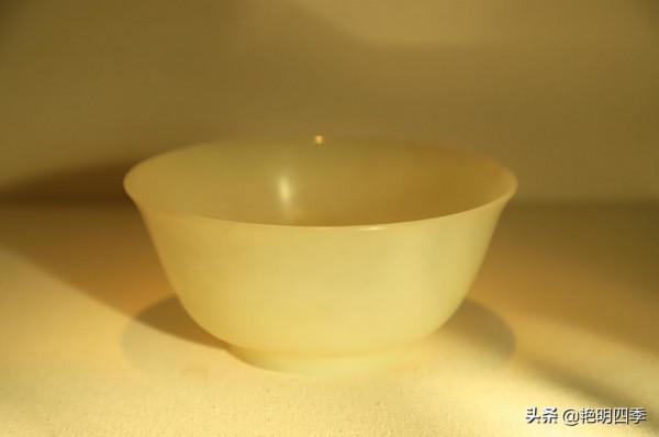 繼續走故宮西路，去看那些與太后們有關和無關的寶貝