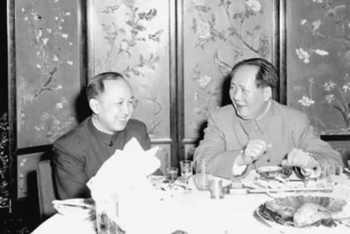 “兩彈一星”精神撐起民族脊樑