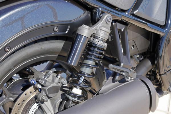 本田REBEL1100摩托車即優雅又動感的性感