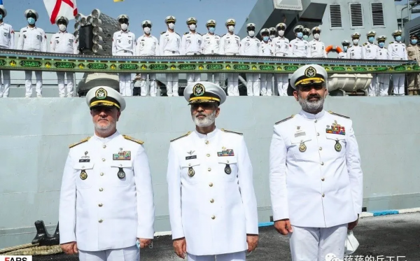 英雄編隊回國!伊朗舉行儀式歡迎完成4.5萬公里航程的75號編隊 英雄編隊回國!伊朗舉行儀式歡迎完成4.5萬公里航程的75號編隊