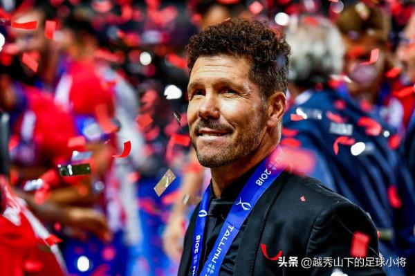 三訊息：曼聯挖歐聯杯冠軍名帥 巴薩新隊長浮現 多特追2人替哈蘭德