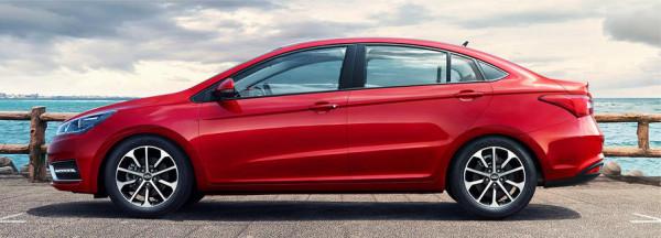 5.99萬起的緊湊型轎車，2.67m軸距，定速巡航、上坡輔助一應俱全