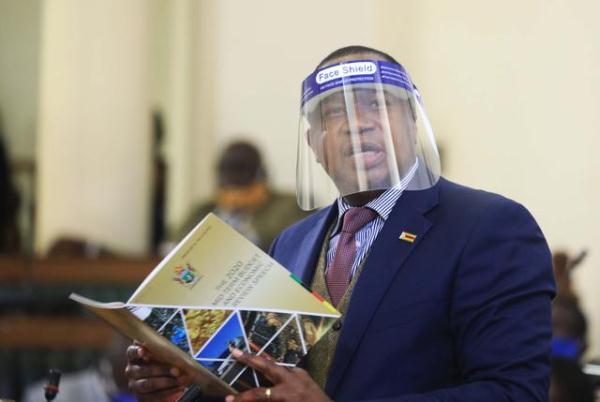 欠債20年,辛巴威第一次給債權國家“還錢” 欠債20年,辛巴威第一次給債權國家“還錢”