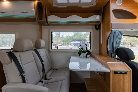 價格相當，鳳凰這兩款房車怎麼選？鳳凰上途T1VS鳳凰上途C1風尚版