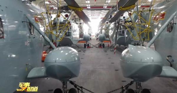 直18預警直升機登陸海南艦 兩棲打擊群具備協同交戰能力