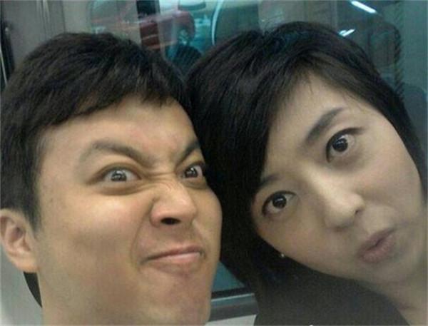 6年前主持人佟瑤在河邊溺水而亡，葬禮上哭到昏厥的丈夫今怎樣？