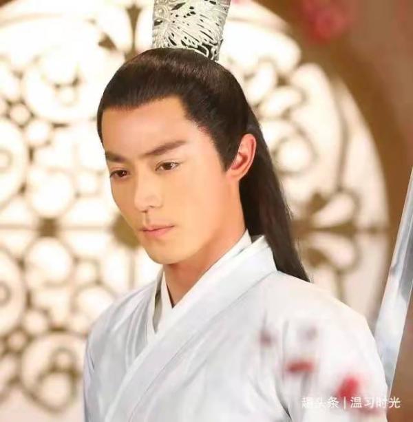 花千骨和白淺兩部劇,你最喜歡劇中的哪位,最喜歡哪一部? 花千骨和白淺兩部劇,你最喜歡劇中的哪位,最喜歡哪一部?