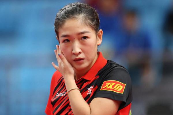 許昕0-3慘敗之後,劉詩雯緊跟著2-3敗北止步小組賽,真是同病相憐 許昕0-3慘敗之後,劉詩雯緊跟著2-3敗北止步小組賽,真是同病相憐