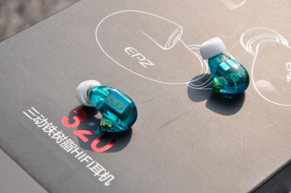 樓氏動鐵加持 細膩音樂 EPZ 320旗艦純動鐵HiFi耳機測評