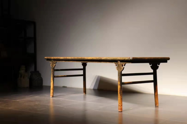 展現明代傢俱石雕精髓