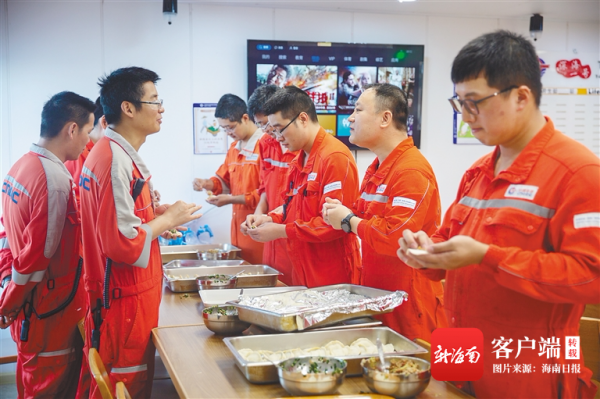 深讀·探秘 | 重器“深海一號” 深讀·探秘 | 重器“深海一號”