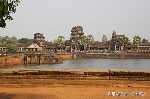 意象裡的吳哥4—吳哥窟，傍晚遠去的血色背影