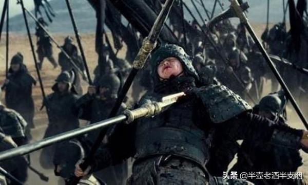 馬超一戰斬殺的兩員大將,正史也有記載,呂布孫堅都曾被他們打敗 馬超一戰斬殺的兩員大將,正史也有記載,呂布孫堅都曾被他們打敗