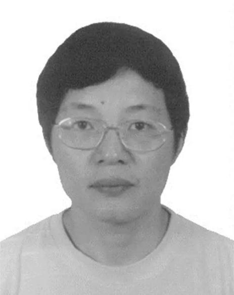 本是一名漢族女紅軍卻只會說藏語，她是誰？又經歷過怎樣的人生？