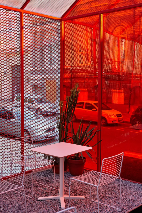 建築材料之樹脂玻璃