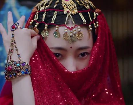 異族裝扮的古裝美人 哪一位驚豔到你？