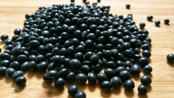 體虛怕冷怎麼辦？不妨喝3種養生湯，或能滋腎健脾，抓住冬補機會