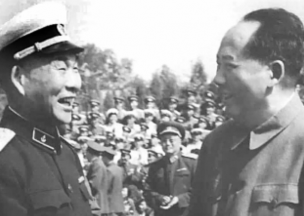 1927年肖勁光舉行婚禮，周恩來遲遲不到，鄧穎超：不要等他了