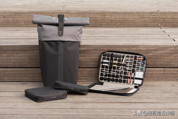 有誰不喜歡這個包？揹包整理器，是每個戶外繪畫者的最佳旅行夥伴