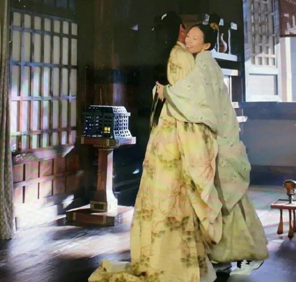 觀眾：我們連敷衍都不配嗎？影視劇離譜穿幫鏡頭，看笑我也