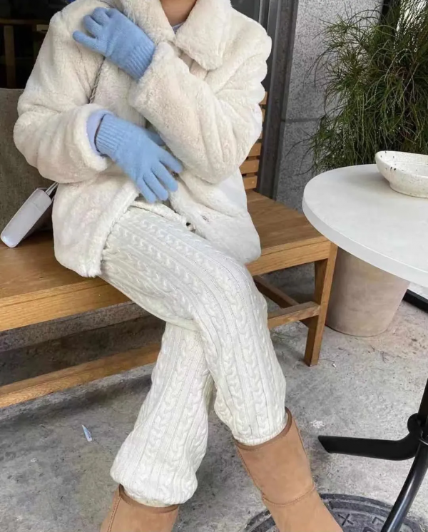 禹妃女裝-毛絨外套+針織褲