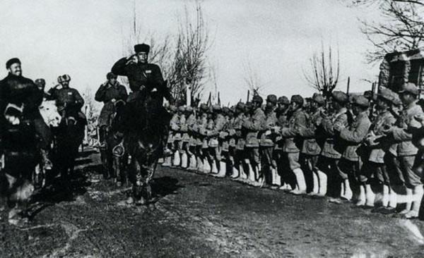 49年陶峙嶽在新疆通電起義，3位國軍將領堅決反對，他們結局如何