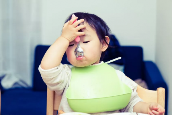 2種飯可能會“偷”走娃的身高，別再給娃吃了，醫生：飲食要營養