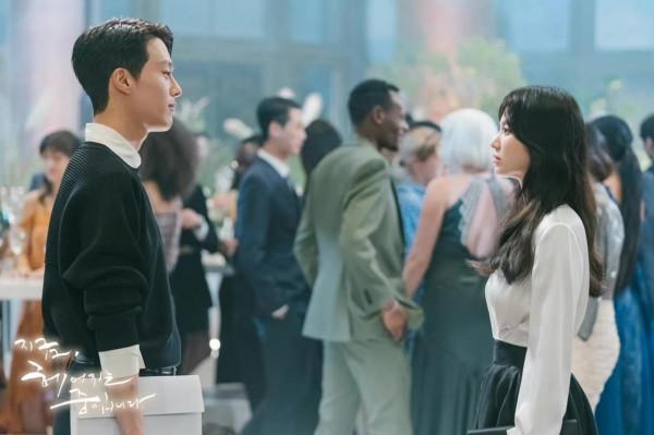 宋慧喬真能耐,與小10歲奶狗談戀愛無違和感,隨手抓拍也美成畫報 宋慧喬真能耐,與小10歲奶狗談戀愛無違和感,隨手抓拍也美成畫報