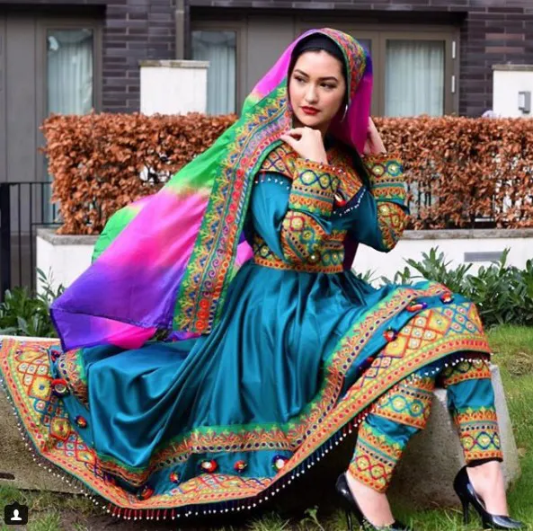 穆斯林,為何男女都愛穿大褂戴頭巾? 穆斯林,為何男女都愛穿大褂戴頭巾?