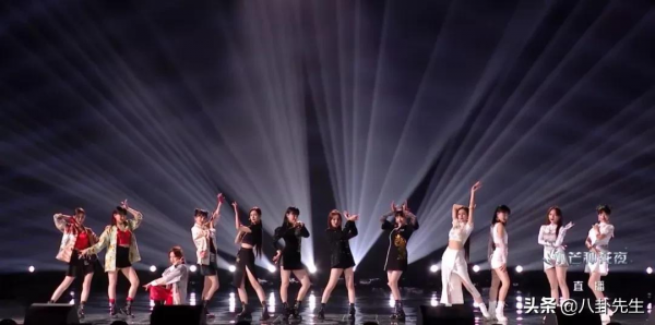 芒果國慶晚會：何炅汪涵缺席，嘉賓全是“哥哥”和“姐姐”