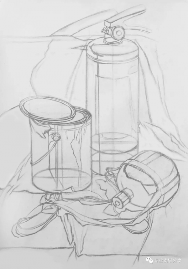 靜物｜滅火器油漆桶組合畫法與步驟