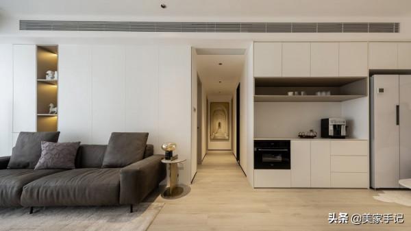 深圳屋主家中的高階場面:堅持打滿櫃子,效果不是一般的大氣實用 深圳屋主家中的高階場面:堅持打滿櫃子,效果不是一般的大氣實用