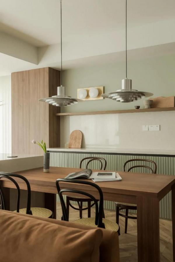 132㎡復古摩登風,該有的格調與收納都有了 132㎡復古摩登風,該有的格調與收納都有了